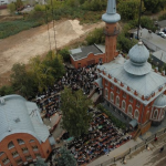 Нижегородская соборная мечеть в день Ураза-байрам. Вид сверху