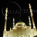 Вид на мечеть ночью